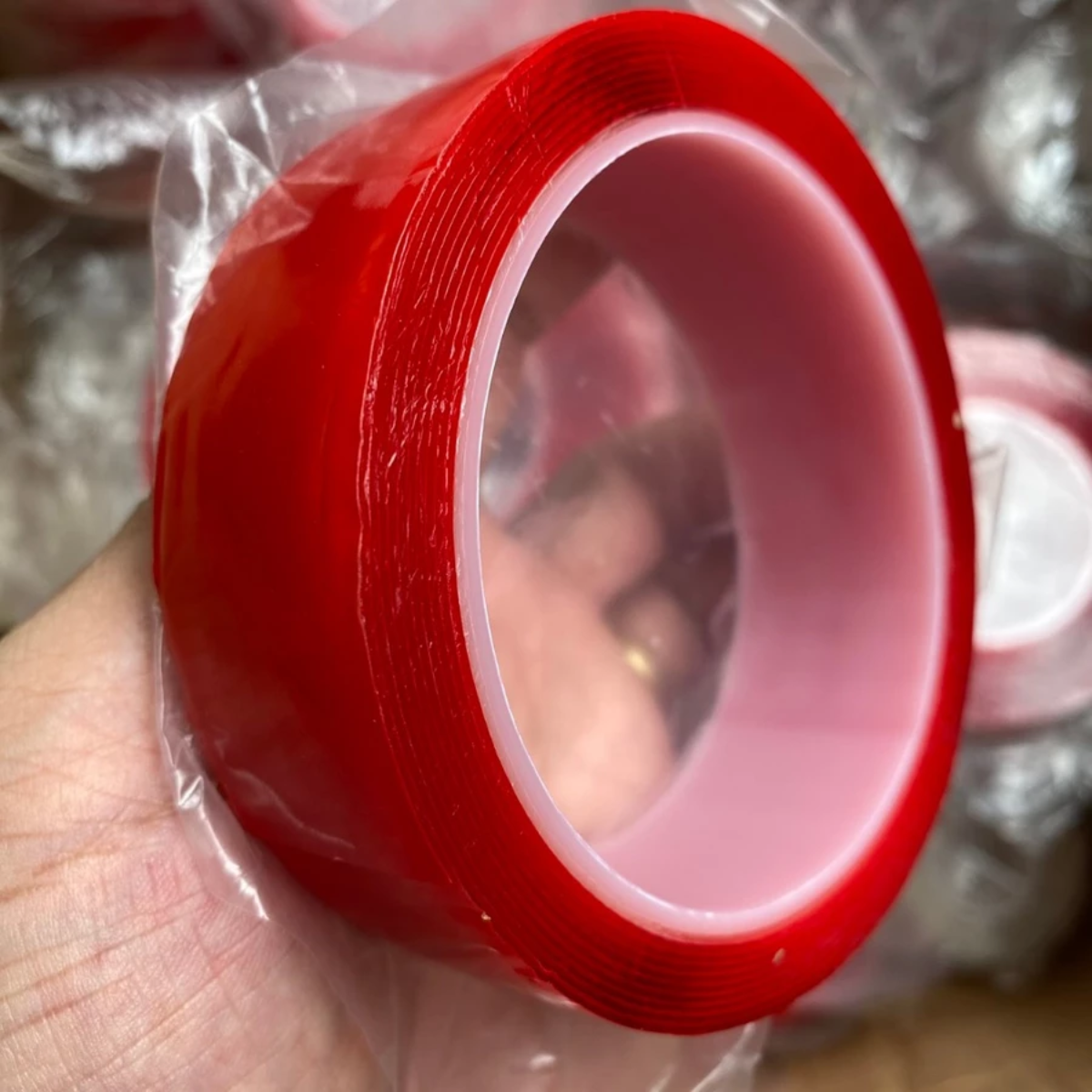 Băng Keo 2 Mặt Siêu Dính Trong Suốt Đa Năng Bám Dính Vượt Trội, Ứng Dụng Linh Hoạt 4 Trong 3cm x 3m 56.000 Băng Keo 2 Mặt Siêu Dính Trong Suốt